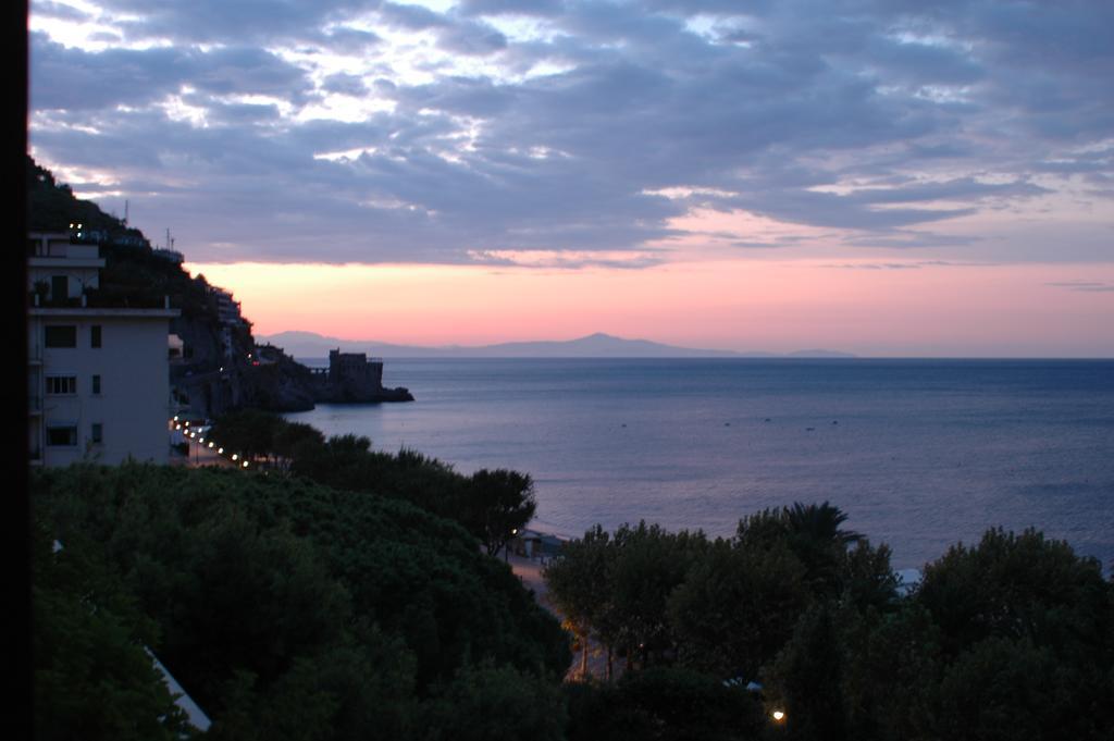 Tizi Apartments Corso Reginna Maiori Εξωτερικό φωτογραφία